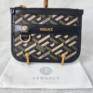 Auth Like New Versace Belt/Pouch Bag